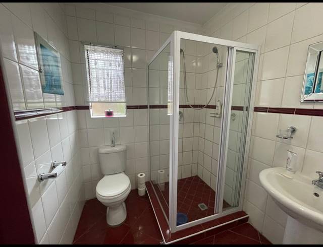 3 BEDROOM CLUSTER FOR SALE IN LAMBTON